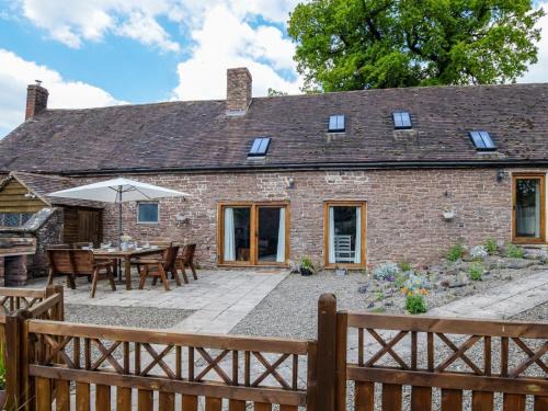 Munslow House | 5 Bed in Ludlow 95212