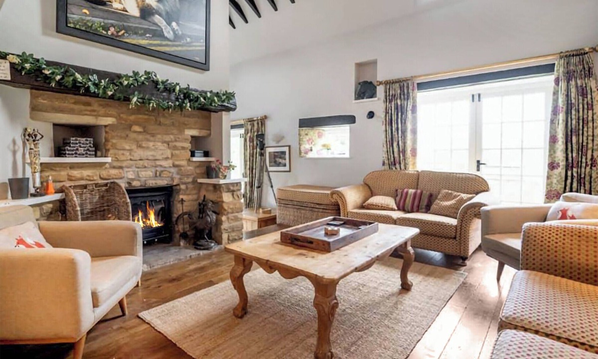 Ashby Saint Ledgers Cottage | 5 bedroom accommodation in Ashby St Ledgers