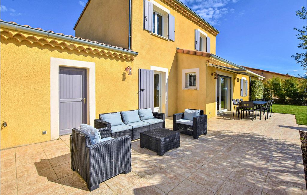 Cleon-d'Andran House | 5 bedroom accommodation in Cléon D'Andran