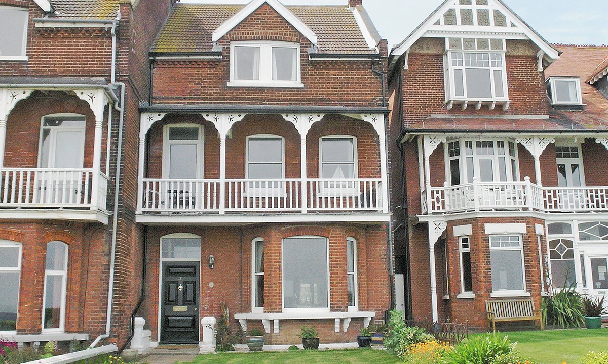Broadstairs Cottage | 5 bedroom accommodation in Broadstairs