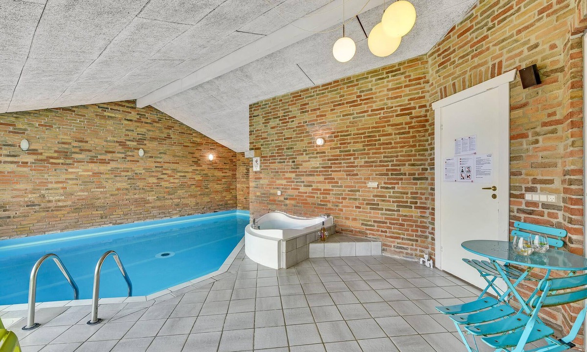 Houvig House | 5 bedroom accommodation in Ringkøbing