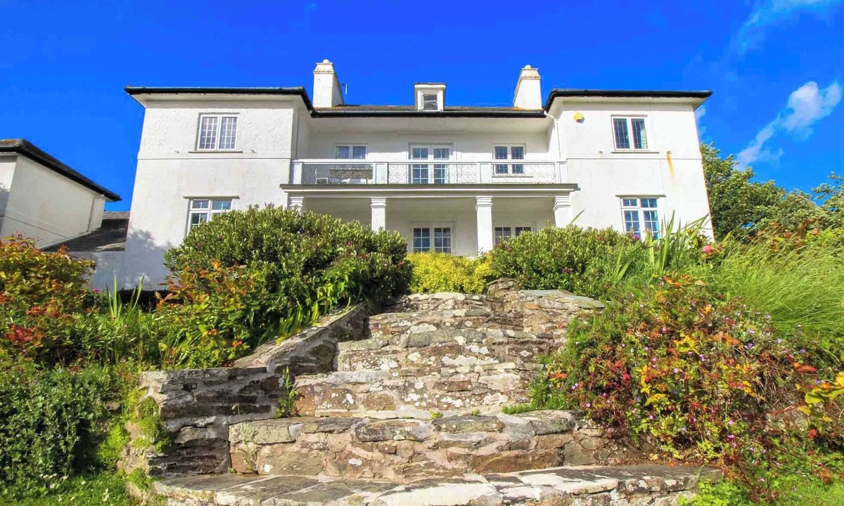 St. Mawes Cottage | 5 bedroom accommodation in St Mawes