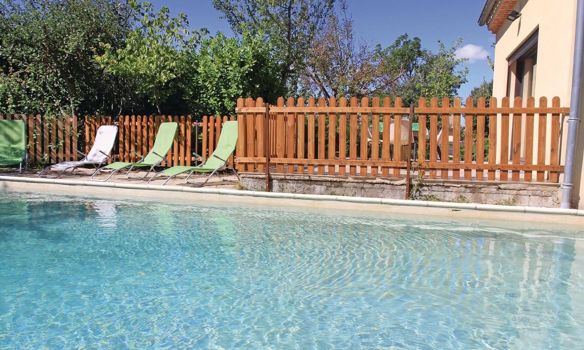 Grillon House | 5 bedroom accommodation in Grillon