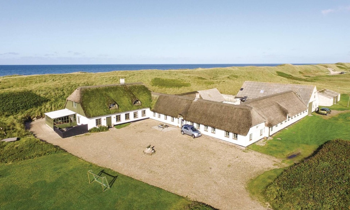 Ulfborg House | 5 bedroom beautiful home in Ulfborg