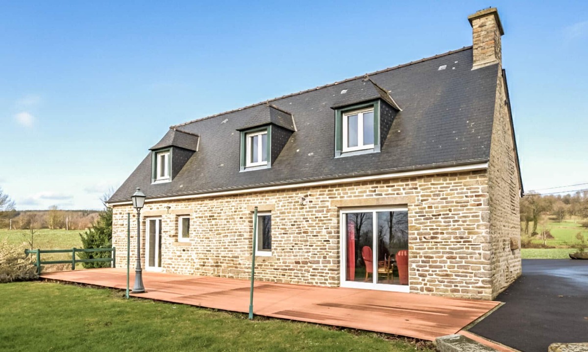 Montchamp House | 5 bedroom gorgeous home in MONTCHAMP VALDALLIERE