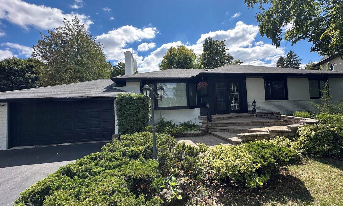 Richmond Hill House | 5 Bedroom Resort Vibes| Hot Tub + Dry Sauna + Chill Zone | BIG FAMILY HOME