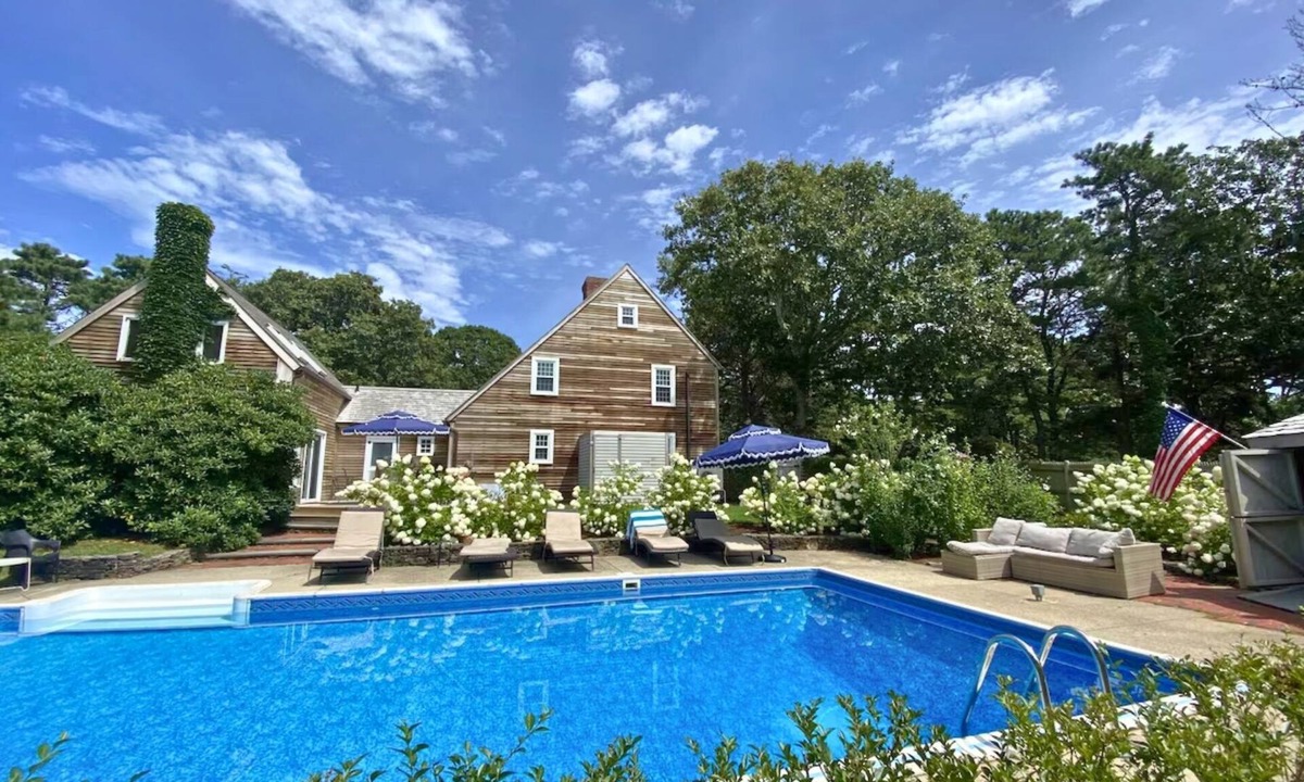 Brewster House | 5-Bedroom Vacation Haven with Pool!