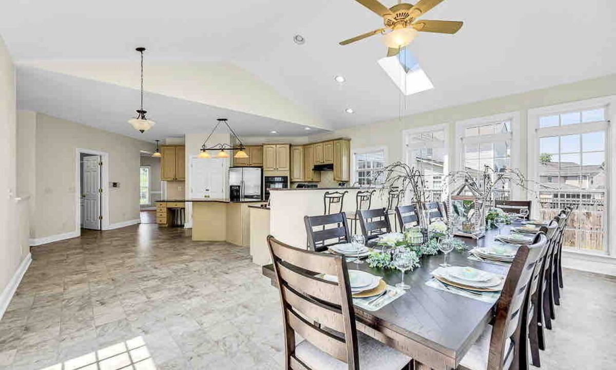 Forest Oaks House | 5 bedrooms, K bed, Playroom, Game Room, Nursery