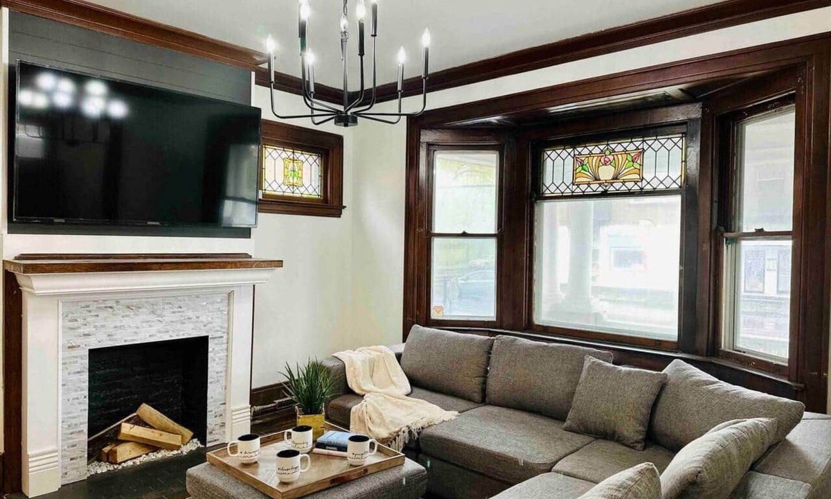 Rochester House | 5 br|Parking | Mins to RIT, UR & Strong