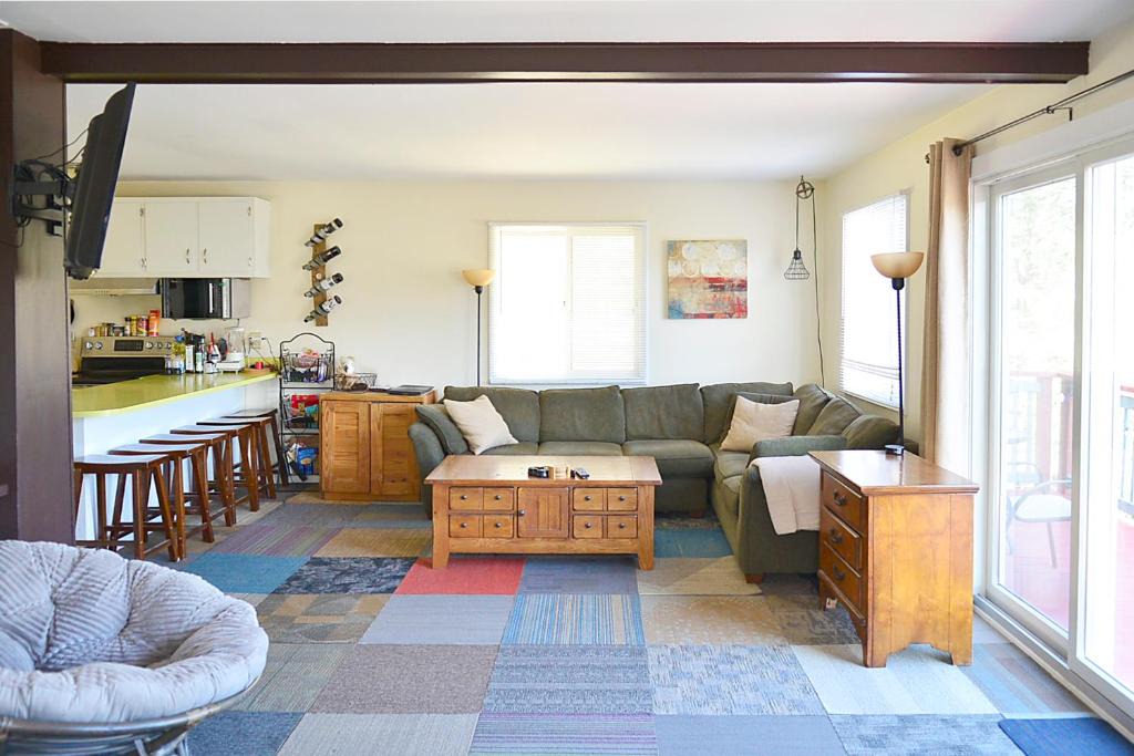 Hunter House | 5 Brm Chalet at Hunter Mountain