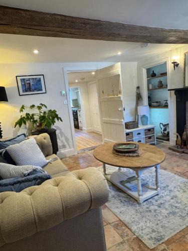 Wymondham House | 5 chapel lane Wymondham Norfolk