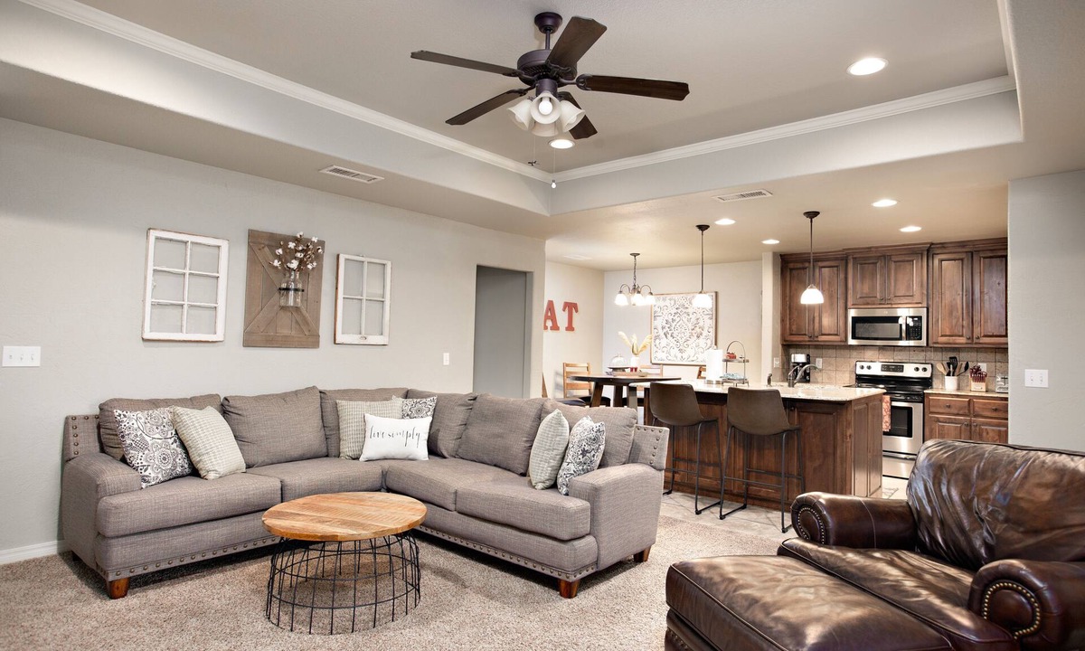 Amarillo House | 5 ⭐️ Clean & Quiet Barstow Retreat