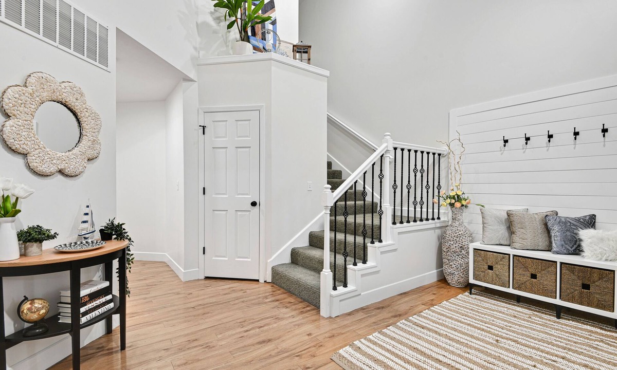 Stockton House | 5 ⭐️ Luxury Lake Home