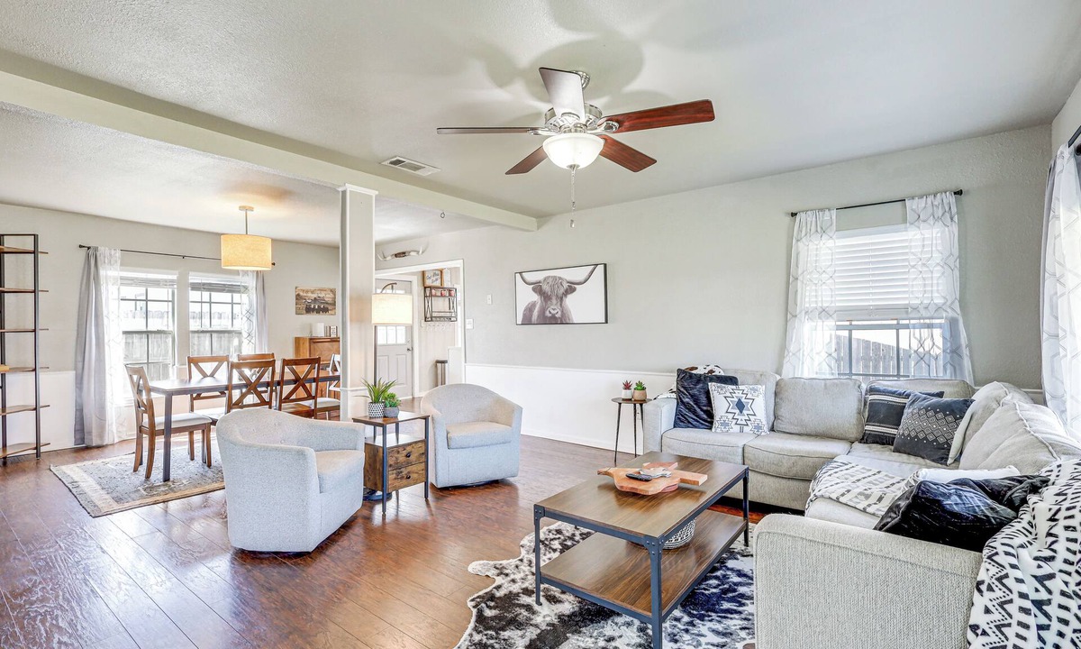 Belton House | 5 Mi to Belton Lake: Home w/Large Yard!