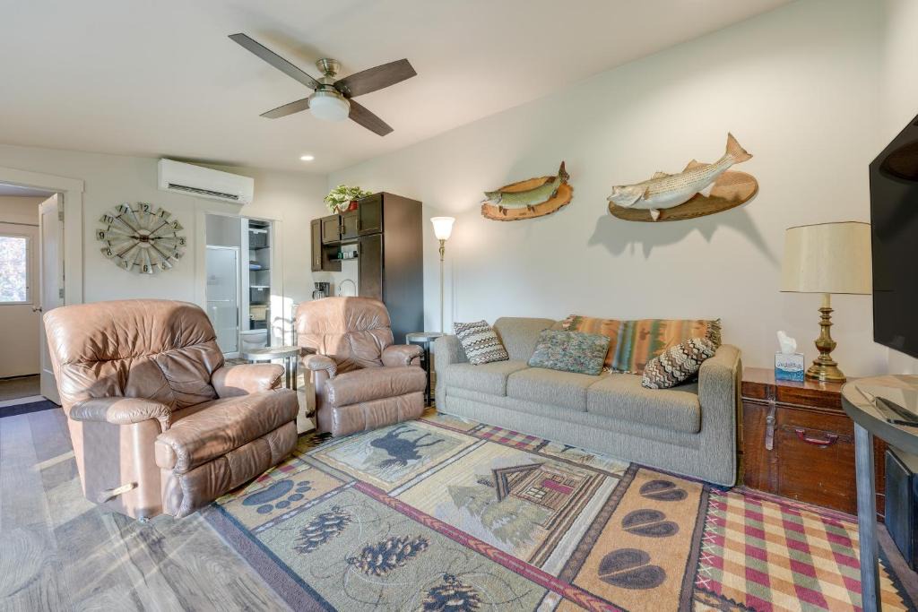 White Pigeon Apartment | 5 Mi to St Joseph River Apartment with Fire Pit!