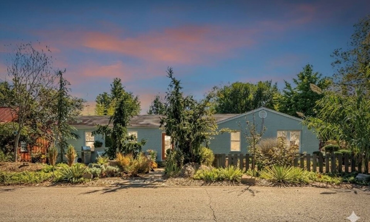 Shelby Hills House | 5 min to DT-Multicade Arcade-Scenic-Nature Trails!