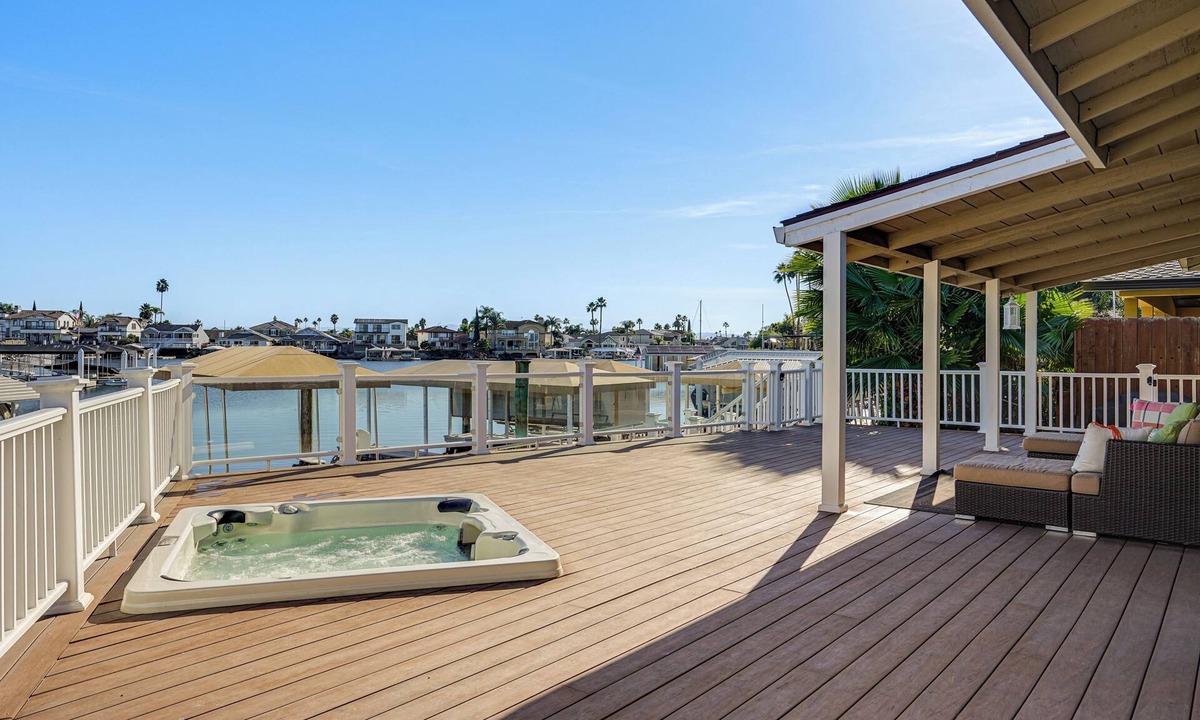 Discovery Bay House | 5 Min to Fast Water: Waterfront Discovery Bay Home