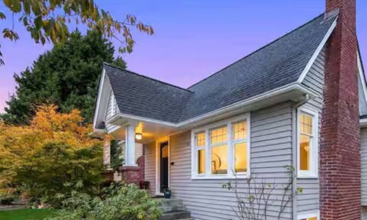 Ravenna House | 5 min to UW and U-Village/Cozy Design