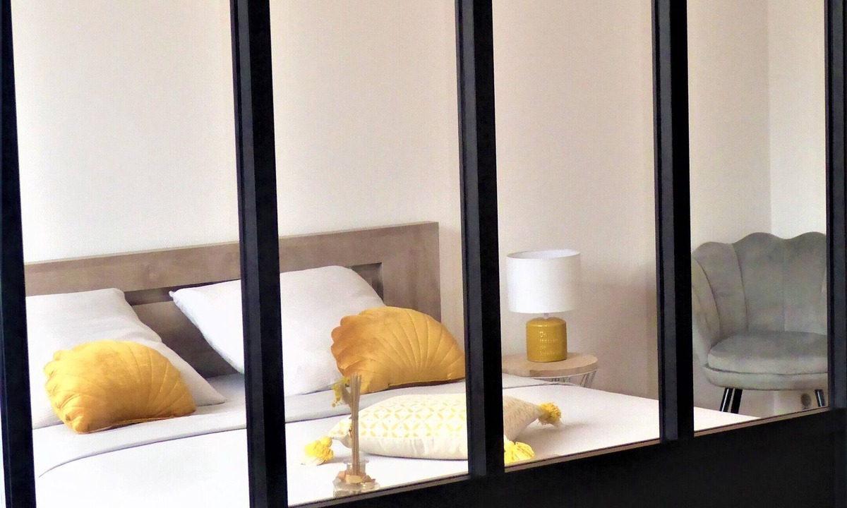 Annecy Old Town Apartment | 5-minute walk from Lac d'Annecy, hyper center with parking, * classification