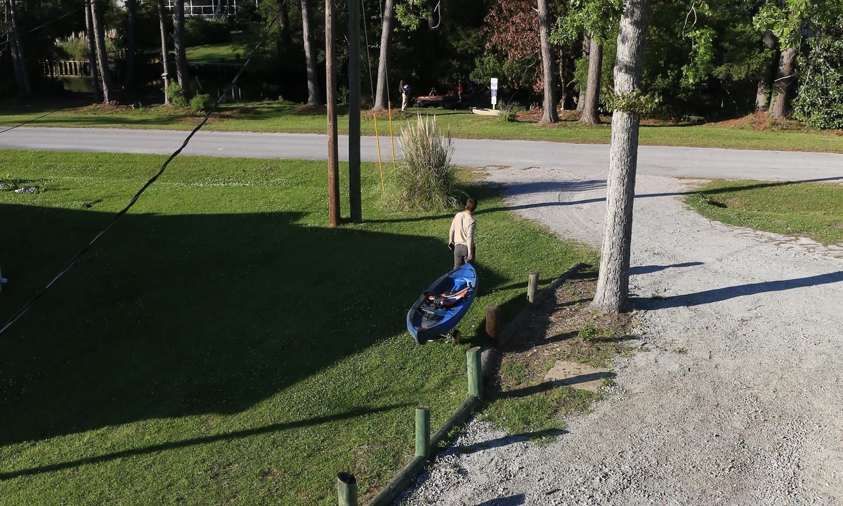 Cedar Point Apartment | 5 minutes from the beach! Water access with kayaks and launch from house!