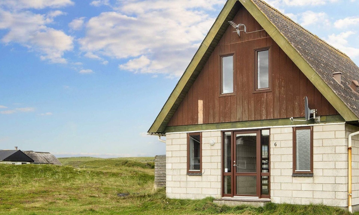 Vrist Strand House | 5 person holiday home in Harboøre