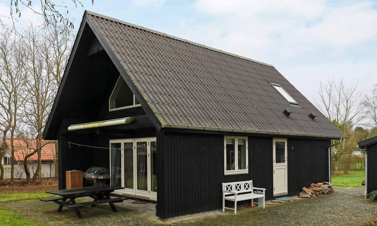 Faldsled House | 5 person holiday home in Millinge