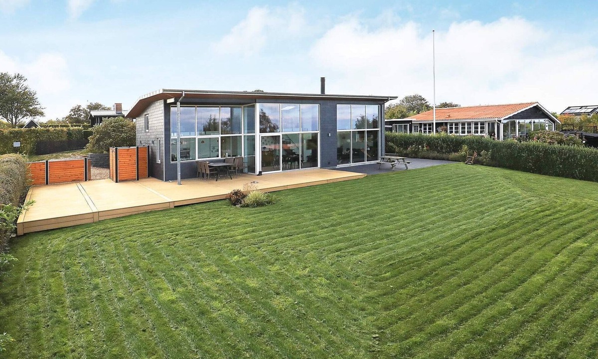 Floutrup House | 5 person holiday home in Roslev