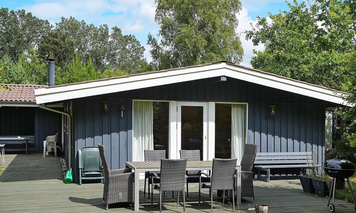 Hojby House | 5 person holiday home in Højby