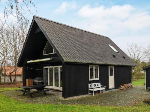 Faldsled House | 5 person holiday home in Millinge