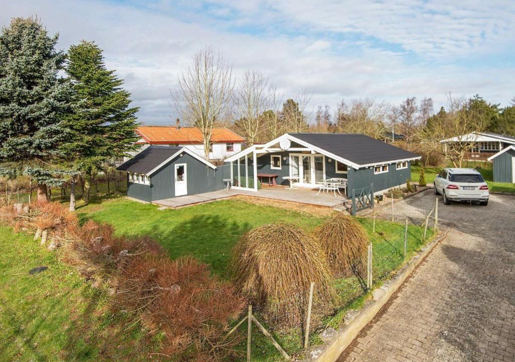 Pøt Strandby House | 5 person holiday home in Juelsminde