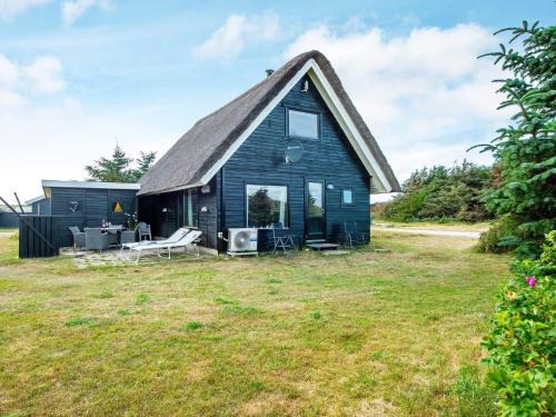 Vrist Strand House | 5 person holiday home in Harboøre-By Traum