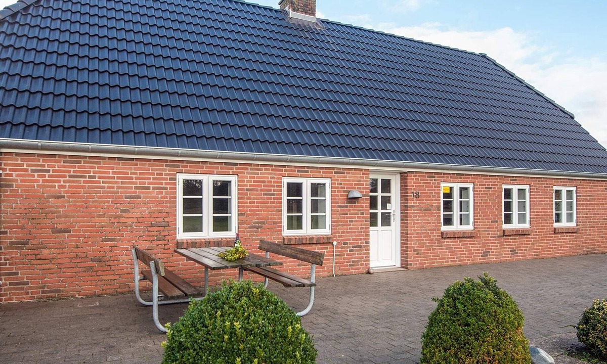 Toftum House | 5 person holiday home in Rømø