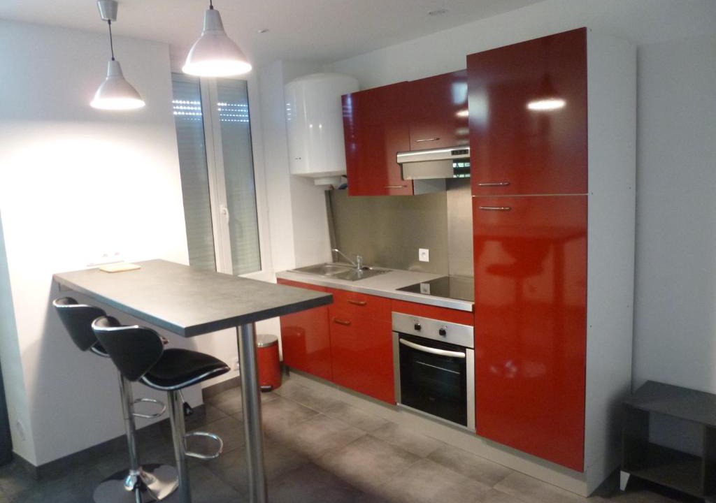 Bonnieres-sur-Seine Apartment | 5 Place Henri Dunant
