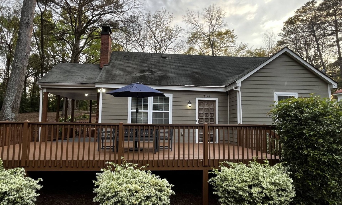 Athens House | 5 Points House - Great Location - 3Br2Ba - Early Check-In