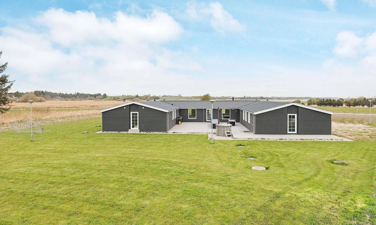 Sillerslev House | 5 star holiday home in Øster Assels