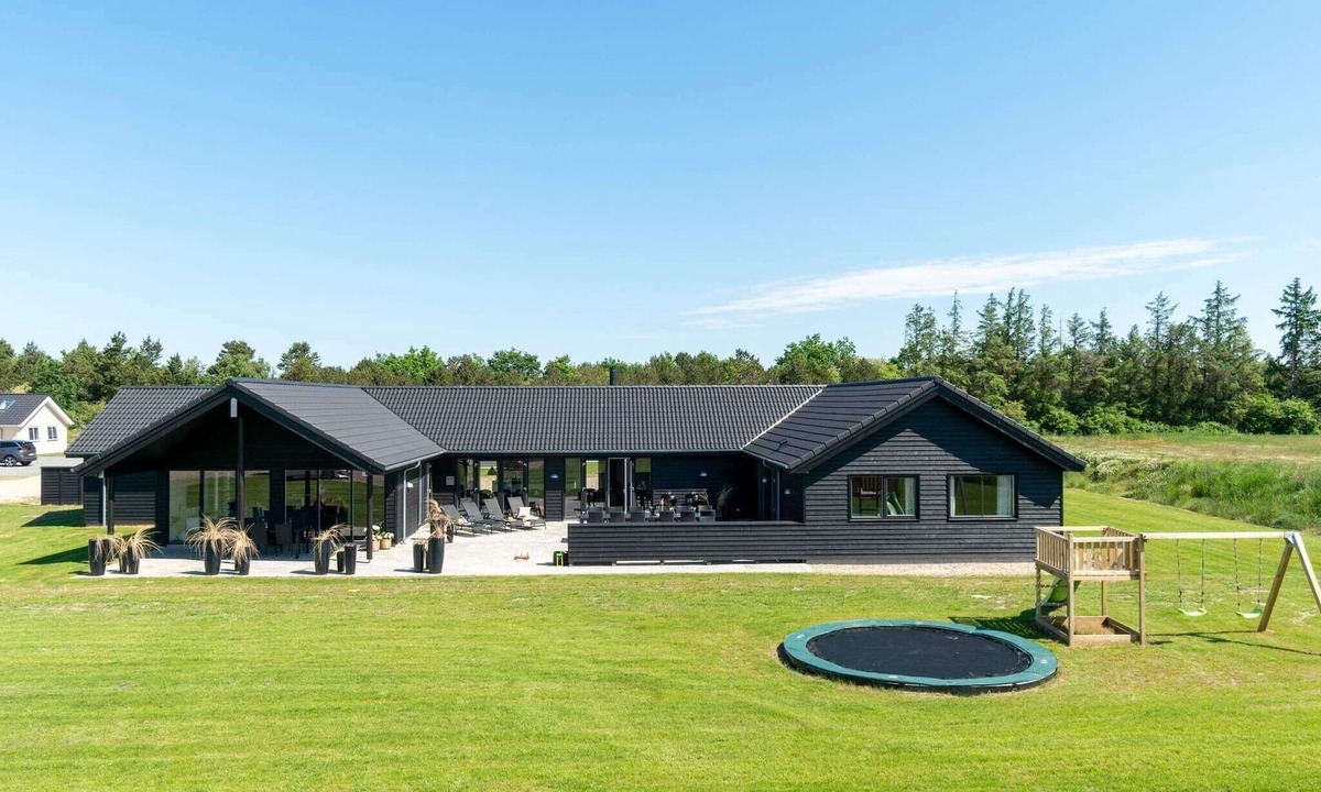 Houstrup House | 5 star holiday home in Nørre Nebel