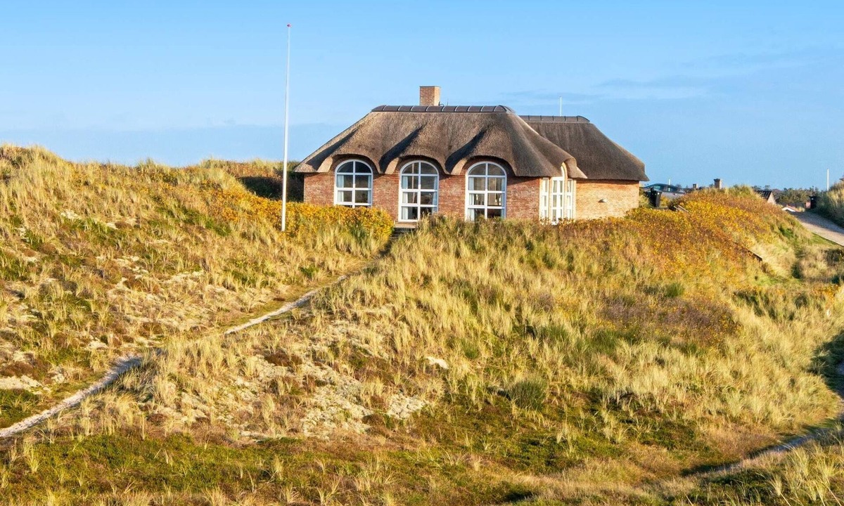 Houvig Strand House | 5 star holiday home in Ringkøbing