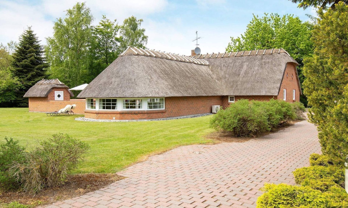 Marielyst House | 5 star holiday home in Væggerløse