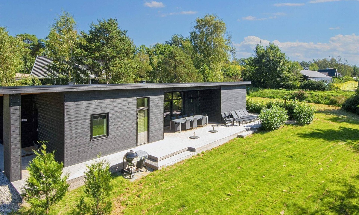 Vibæk Strand House | 5 star holiday home in Ebeltoft
