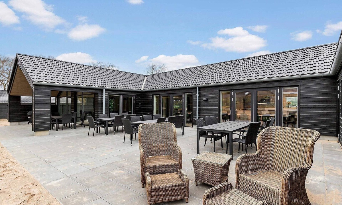 Fjellerup House | 5 star holiday home in Glesborg
