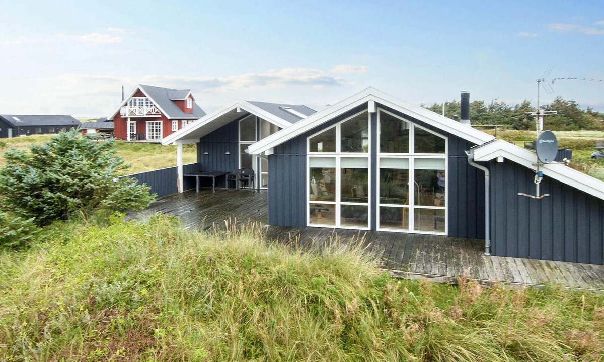 Vrist Strand House | 5 star holiday home in Harboøre