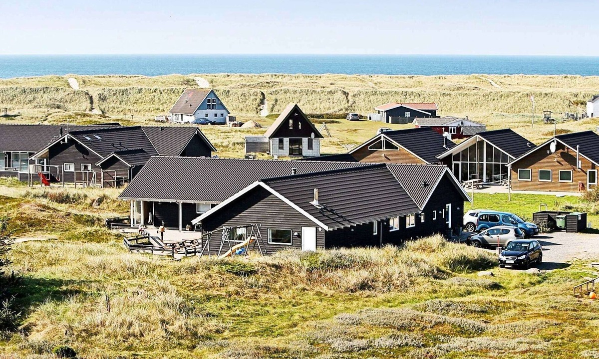 Vrist Strand House | 5 star holiday home in Harboøre