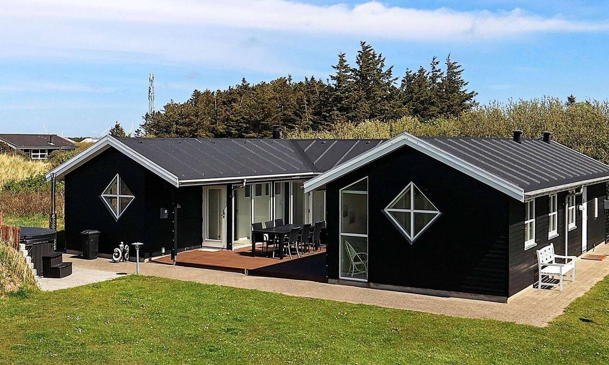 Hirtshals House | 5 star holiday home in Hirtshals