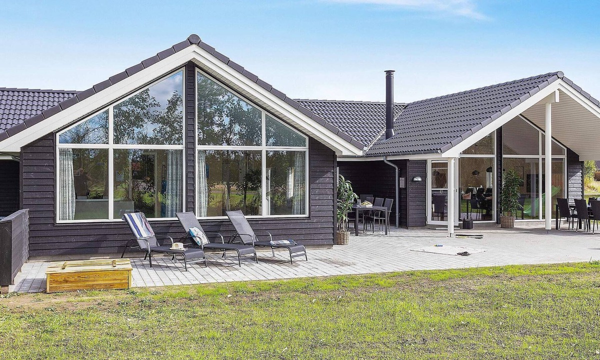 Idestrup House | 5 star holiday home in Idestrup