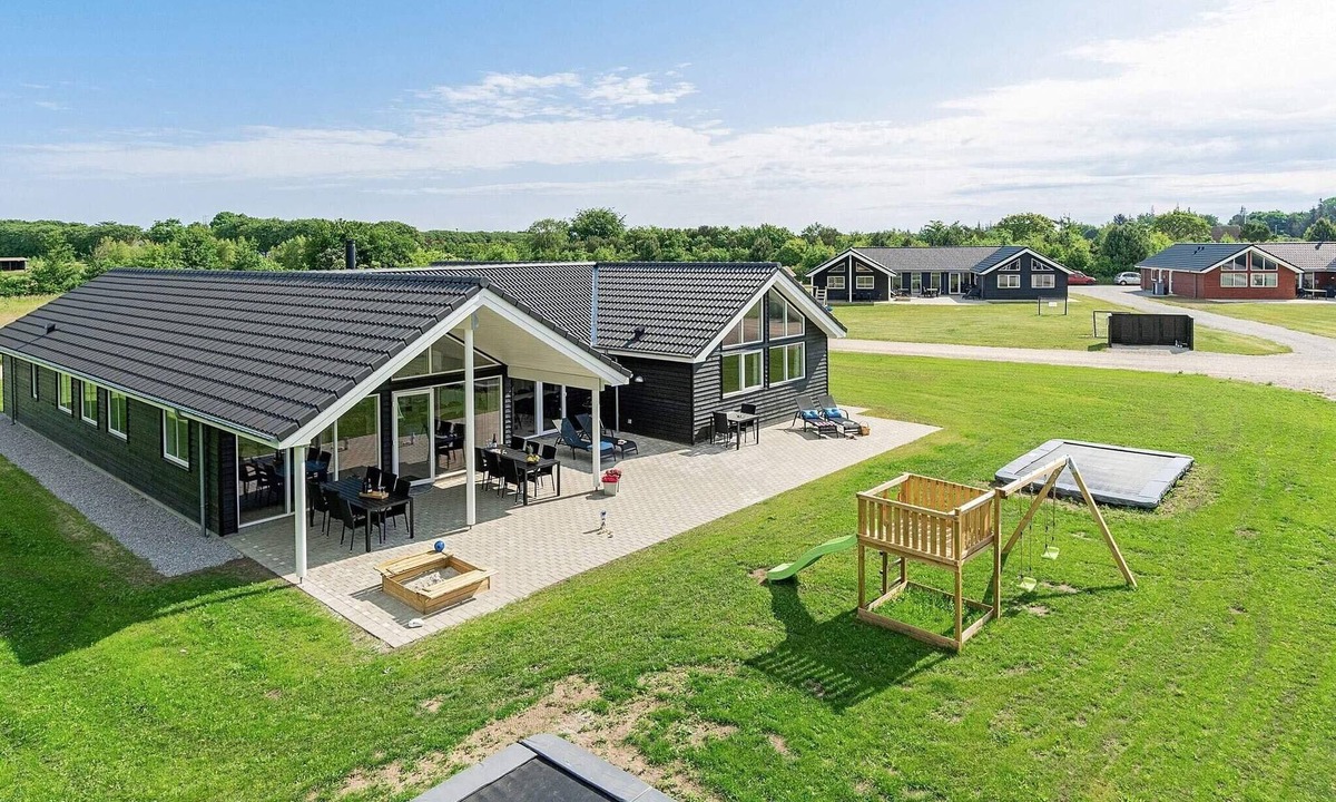 Grenaa House | 5 star holiday home in Grenaa