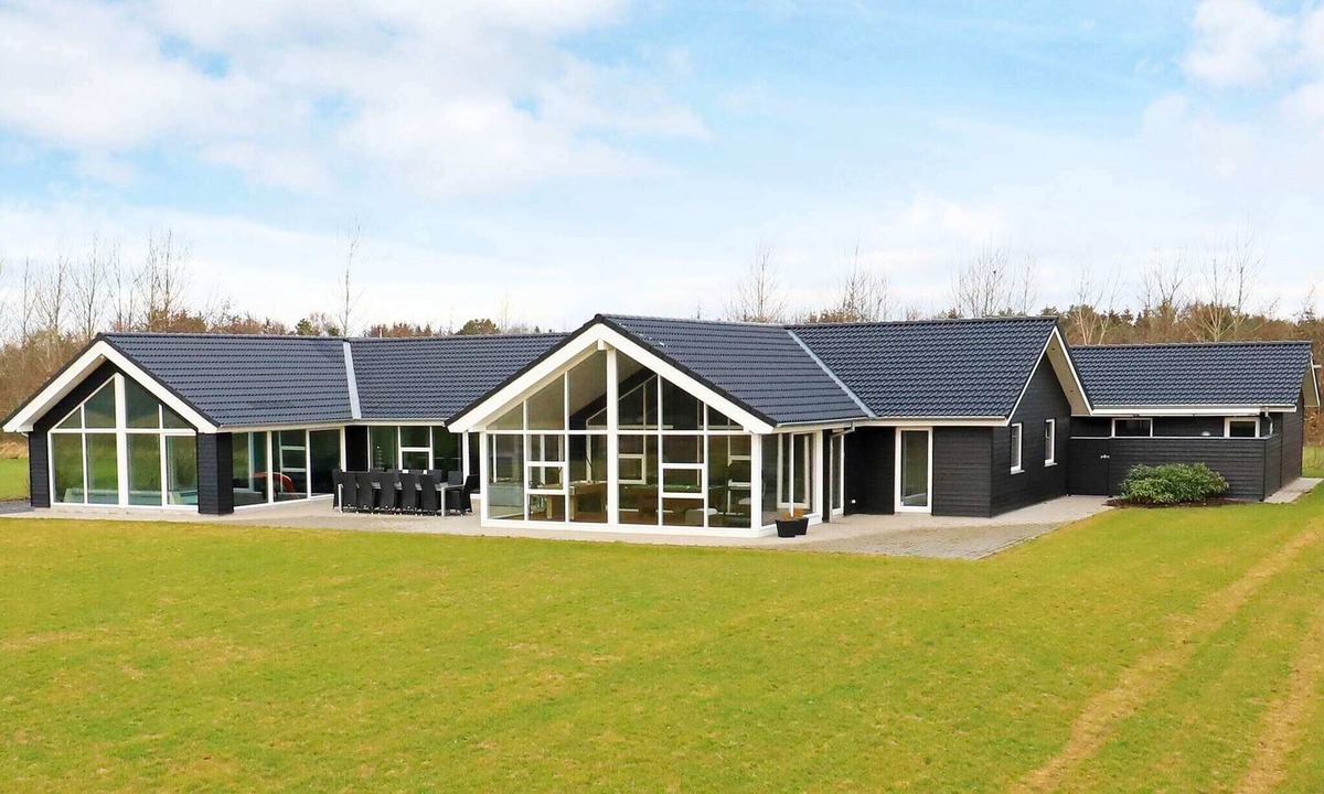 Sundstrup House | 5 star holiday home in Højslev