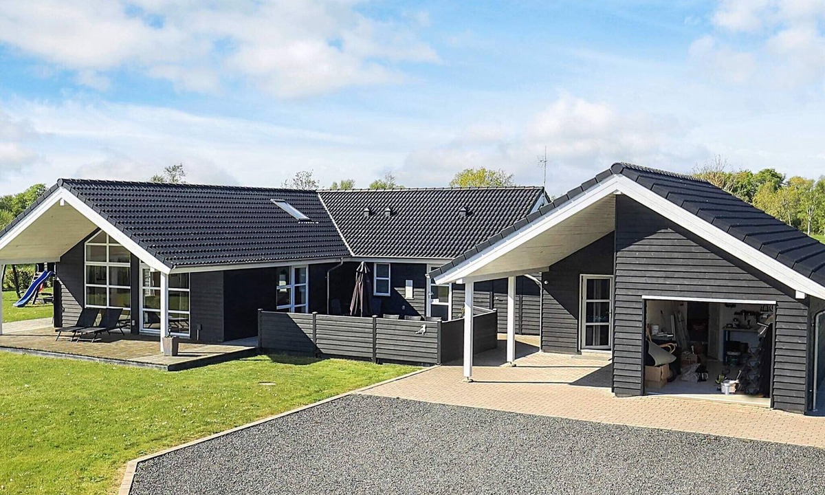 Oster Hurup House | 5 star holiday home in Hadsund