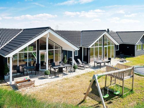 Klegod Strand House | 5 star holiday home in Ringkøbing
