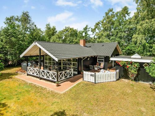 Helberskov Strand House | 5 star holiday home in Hadsund
