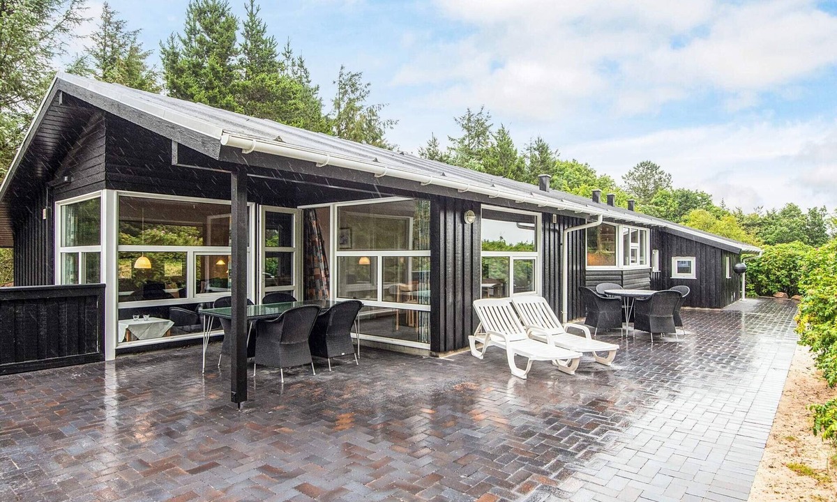 Henne House | 5 star holiday home in Henne